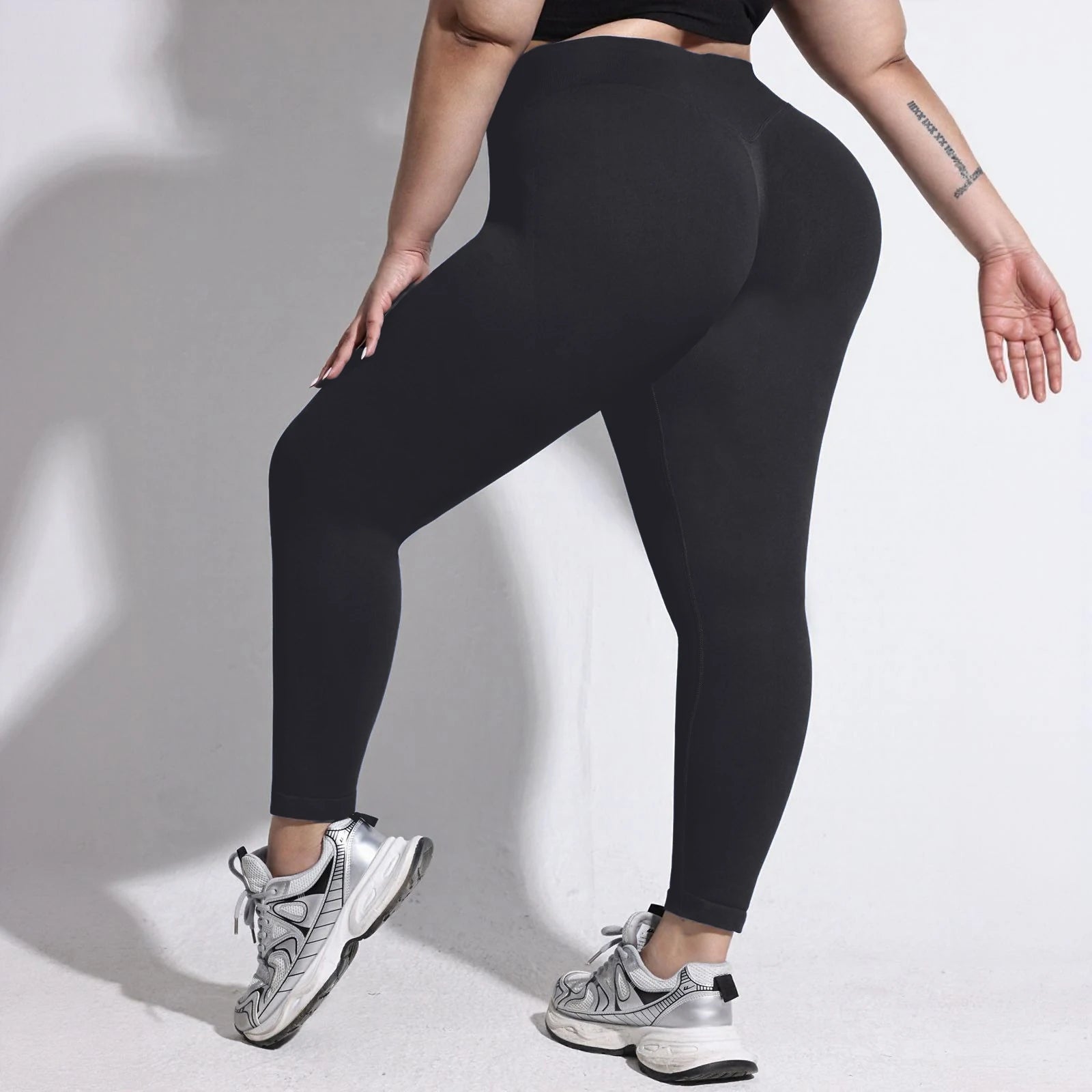 Power Leggings — Move. Glow. Own It.